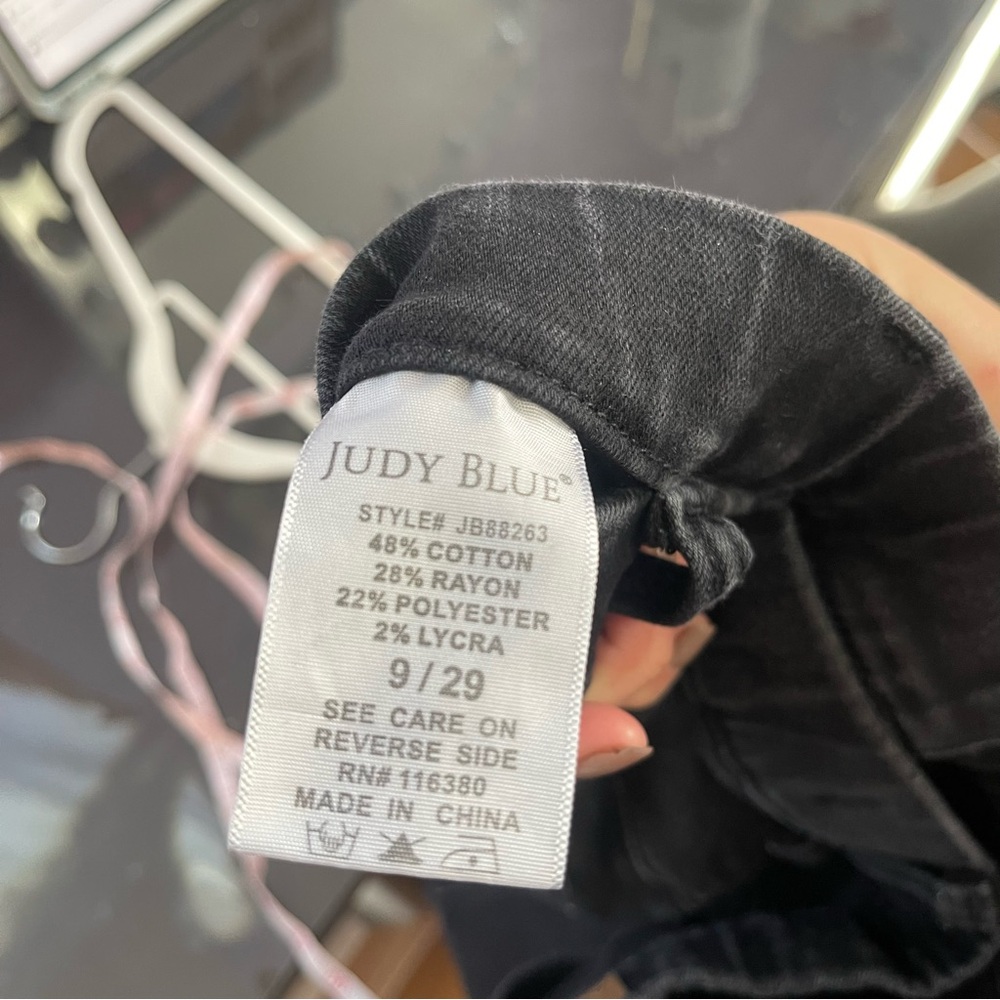 Judy Blue jeggings - Picture 3 of 4